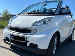 Weiß Gebraucht 2009 Smart ForTwo Cabrio Passion Cabrio | 2.600 € (Superpreis)