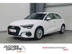 Weiß Gebraucht 2023 Audi A3 Sportback e-tron Ambiente Limousine | 25.840 € (Superpreis)