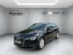 Schwarz Gebraucht 2016 Audi A3 Sportback e-tron Sport Limousine | 16.480 € (Etwas zu teuer)