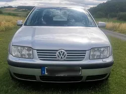 Silber Gebraucht 2004 VW Bora Limousine | 1.800 € (Fairer Preis)