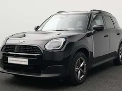 Schwarz Gebraucht 2024 Mini Countryman Classic SUV | 33.802 € (Superpreis)