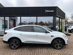Kyanitweiß Gebraucht 2022 Renault Arkana Bose Edition SUV | 25.500 € (Teuer)