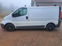 Weiß Gebraucht 2008 Renault Trafic Van / Kleinbus | 4.500 €