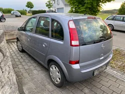 Silber Gebraucht 2005 Opel Meriva Van / Kleinbus | 700 € (Guter Preis)