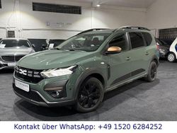 Grau Gebraucht 2024 Dacia Jogger Extreme Van / Kleinbus | 19.990 € (Fairer Preis)