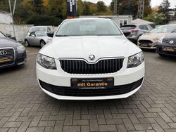 Weiß Gebraucht 2014 Skoda Octavia Active Limousine | 7.299 € (Fairer Preis)