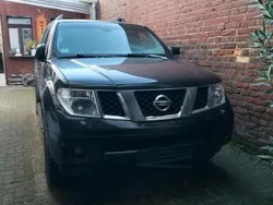 Schwarz Gebraucht 2009 Nissan Pathfinder SUV | 2.800 €