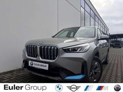 Spacesilber metallic Gebraucht 2023 BMW iX1 SUV | 34.388 € (Guter Preis)