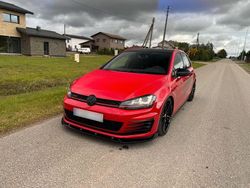 Rot Gebraucht 2016 VW Golf VII GTI Limousine | 15.900 € (Superpreis)
