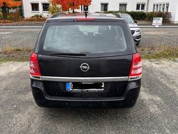 Schwarz Gebraucht 2008 Opel Zafira Innovation Van / Kleinbus | 4.950 € (Etwas zu teuer)