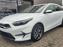 Perlweiß Neu 2024 Kia Ceed Sportswagon 3 Kombi | 25.290 € (Fairer Preis)
