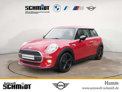 Blazing red metallic Gebraucht 2017 Mini ONE Kleinwagen | 9.290 € (Fairer Preis)