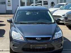 Royalgrau met. Gebraucht 2008 Ford Focus Style Limousine | 2.892 € (Fairer Preis)