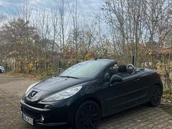 Schwarz Gebraucht 2008 Peugeot 207 CC Cabrio | 1.199 € (Teuer)