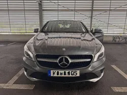 Grau Gebraucht 2013 Mercedes CLA200 Coupé | 15.450 € (Fairer Preis)