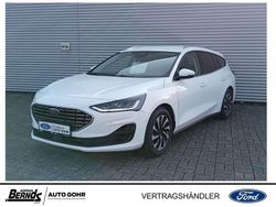 Weiß Gebraucht 2024 Ford Focus Titanium Limousine | 26.580 € (Etwas zu teuer)