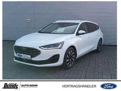 Weiß Gebraucht 2024 Ford Focus Titanium Limousine | 26.580 € (Fairer Preis)