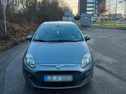 Grau Gebraucht 2011 Fiat Punto Evo Kleinwagen | 3.000 € (Fairer Preis)