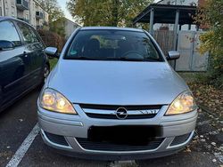 Silber Gebraucht 2006 Opel Corsa Kleinwagen | 3.290 € (Etwas zu teuer)