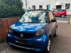 Blau Gebraucht 2019 Smart ForTwo Coupé Kleinwagen | 8.000 € (Fairer Preis)