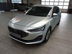 Silber Gebraucht 2023 Ford Focus Titanium Limousine | 20.950 € (Superpreis)