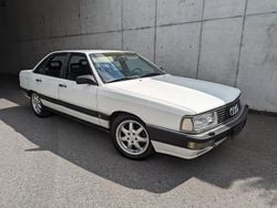 Weiß Gebraucht 1986 Audi 200 Limousine | 7.500 €