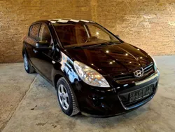 Schwarz Gebraucht 2010 Hyundai i20 Edition+ Kleinwagen | 4.900 € (Fairer Preis)
