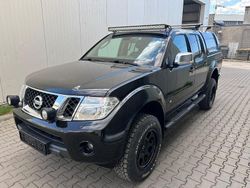 Schwarz Gebraucht 2014 Nissan Navara Abholung | 18.999 € (Etwas zu teuer)