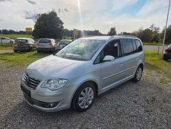 Silber Gebraucht 2010 VW Touran Highline Van / Kleinbus | 3.600 €