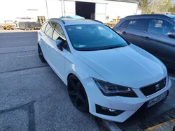 Weiß Gebraucht 2015 Seat Leon ST FR Kombi | 8.800 € (Fairer Preis)