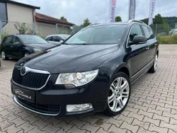 Schwarz Gebraucht 2012 Skoda Superb Elegance Kombi | 5.299 € (Guter Preis)