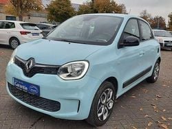 Blau Gebraucht 2024 Renault Twingo Equilibre Kleinwagen | 12.949 € (Fairer Preis)