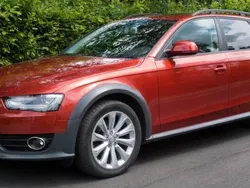 Rot Gebraucht 2015 Audi A4 Allroad Design Kombi | 17.499 € (Fairer Preis)