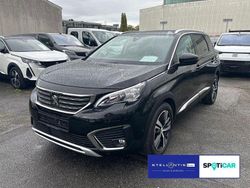 Schwarz Gebraucht 2019 Peugeot 5008 Allure Van / Kleinbus | 19.890 € (Guter Preis)