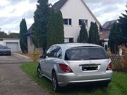 Silber Gebraucht 2008 Mercedes R320 Van / Kleinbus | 6.700 € (Fairer Preis)