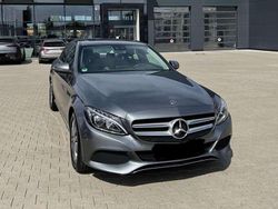 Grau Gebraucht 2017 Mercedes C200 Avantgarde Limousine | 23.500 € (Teuer)