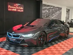 Grau Gebraucht 2015 BMW i8 Performance Coupé | 52.900 € (Fairer Preis)