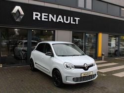 Quarzweiß Gebraucht 2024 Renault Twingo Urban Night Kleinwagen | 16.990 € (Etwas zu teuer)