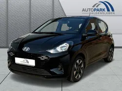 Schwarz Gebraucht 2023 Hyundai i10 Trend Kleinwagen | 15.890 € (Fairer Preis)