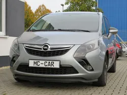 Grau Gebraucht 2012 Opel Zafira Active Van / Kleinbus | 4.990 € (Guter Preis)
