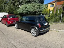 Schwarz Gebraucht 2004 Mini ONE Kleinwagen | 3.000 € (Fairer Preis)
