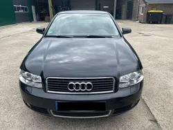Schwarz Gebraucht 2001 Audi A4 Comfort Limousine | 5.850 € (Teuer)