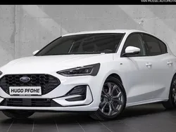 Weiß Gebraucht 2024 Ford Focus ST-Line X Limousine | 24.590 € (Guter Preis)
