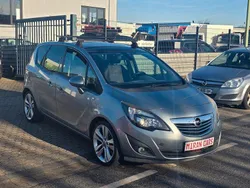 Silber Gebraucht 2011 Opel Meriva Innovation Van / Kleinbus | 2.999 € (Guter Preis)