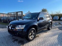 Schwarz Gebraucht 2006 Suzuki Grand Vitara SUV | 1.200 € (Fairer Preis)