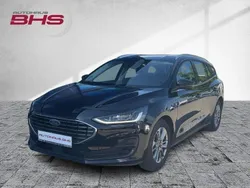 Agate black (schwarz) Gebraucht 2023 Ford Focus Titanium Kombi | 27.990 €