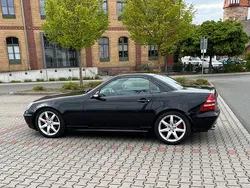 Schwarz Gebraucht 2000 Mercedes SLK230 Cabrio | 7.499 € (Fairer Preis)