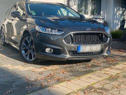Grau Gebraucht 2017 Ford Mondeo Kombi | 11.500 € (Etwas zu teuer)
