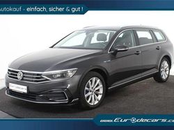 Grau Gebraucht 2020 VW Passat Highline Kombi | 19.800 € (Fairer Preis)