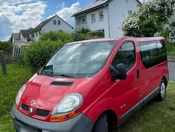 Rot Gebraucht 2003 Renault Trafic Van | 4.950 €